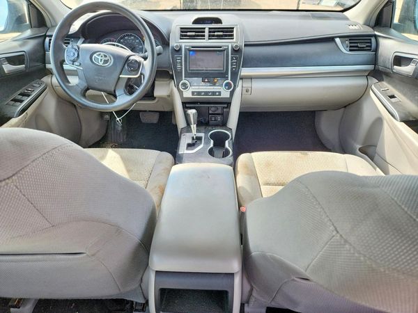 2014 TOYOTA CAMRY