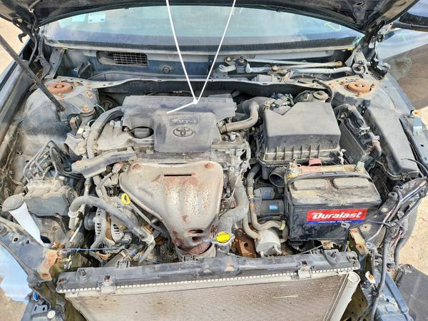 2014 TOYOTA CAMRY