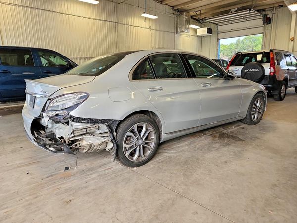 2016 MERCEDES-BENZ C C300-4M