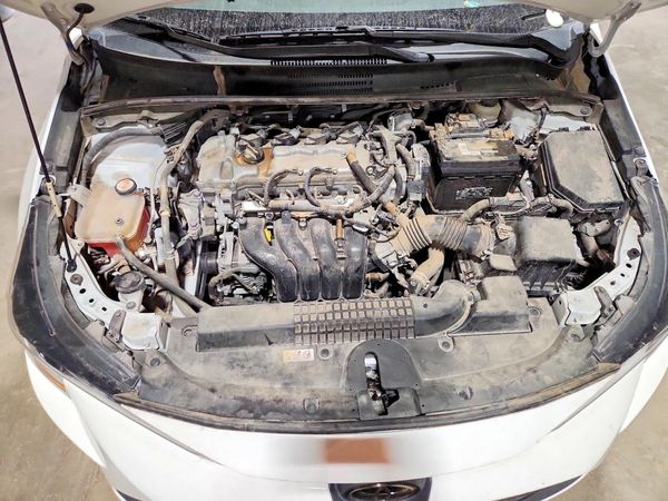 2022 TOYOTA COROLLA LE — Engine bay