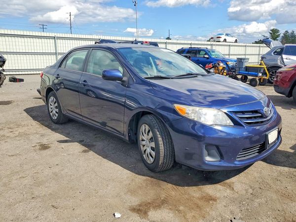 2013 TOYOTA COROLLA