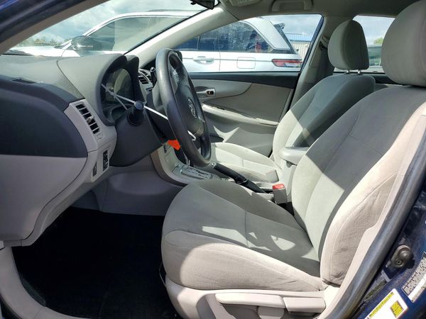 2013 TOYOTA COROLLA