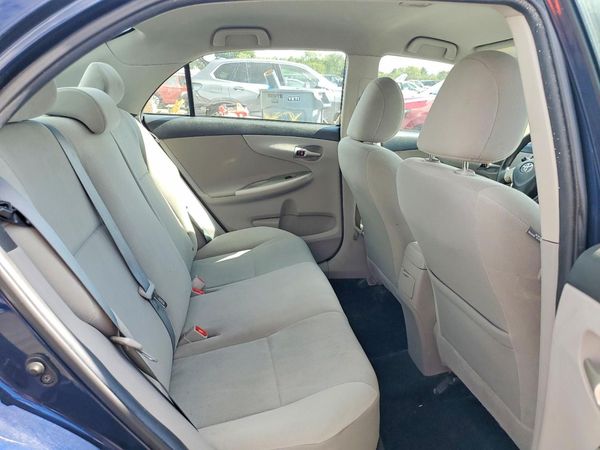 2013 TOYOTA COROLLA