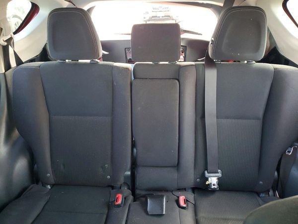 2015 TOYOTA RAV4 XLE (M Grade)