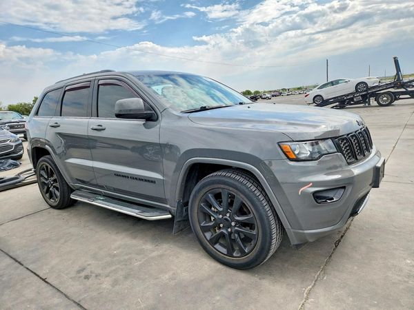 2019 JEEP GRAND CHEROKEE Laredo