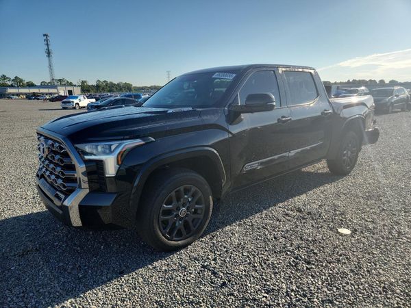 2024 TOYOTA TUNDRA