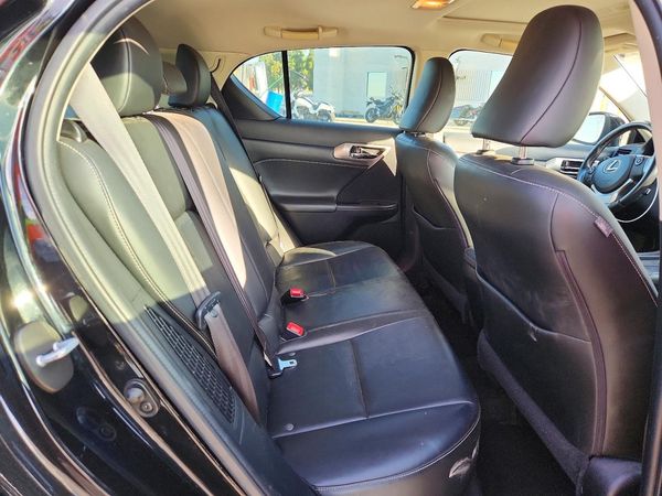 2015 LEXUS CT
