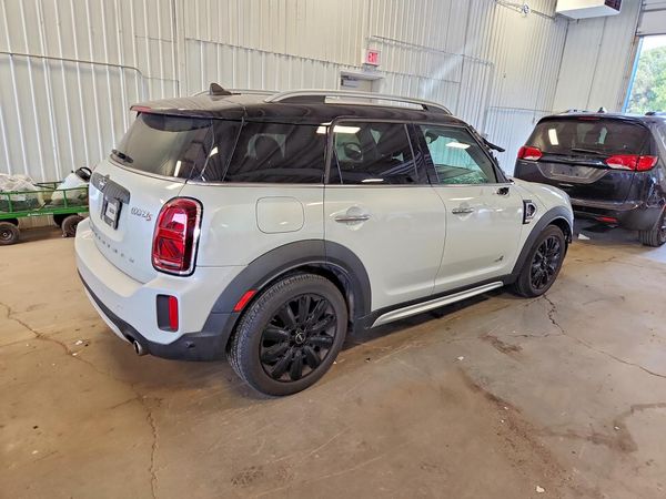 2022 MINI COOPER