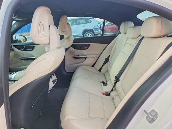 2024 MERCEDES-BENZ C