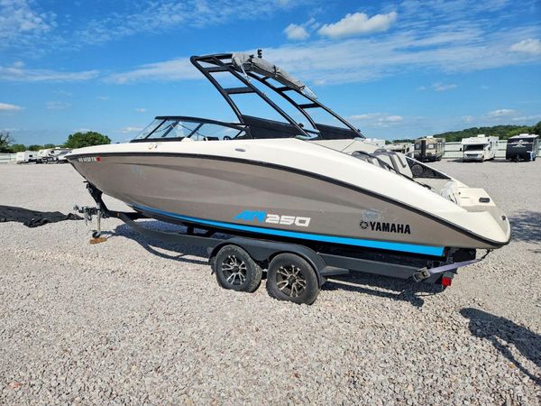 2022 YAMAHA UNKNOWN