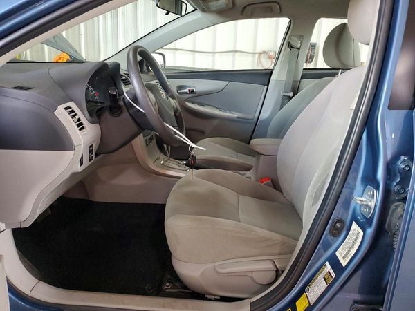 2012 TOYOTA COROLLA