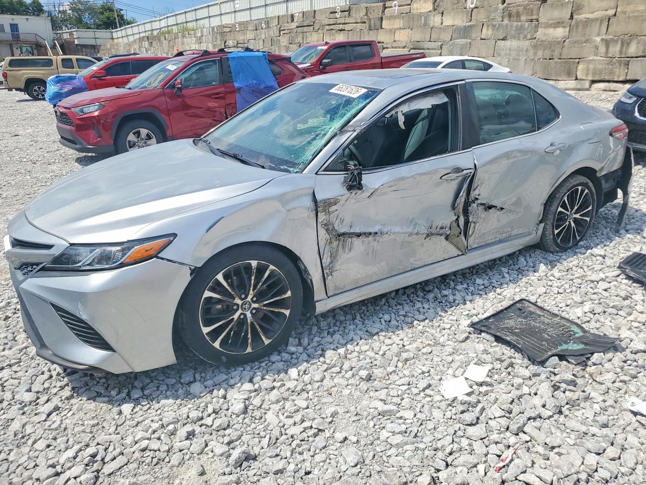 2018 TOYOTA CAMRY