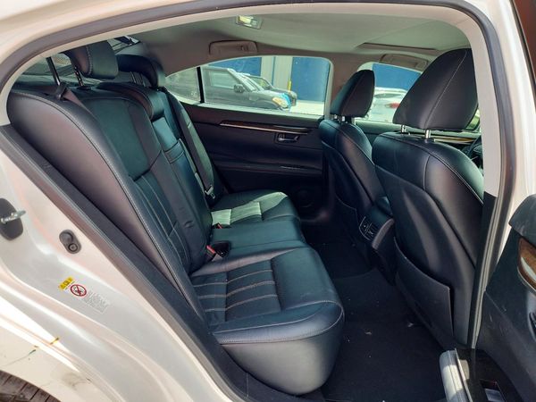 2018 LEXUS ES 350