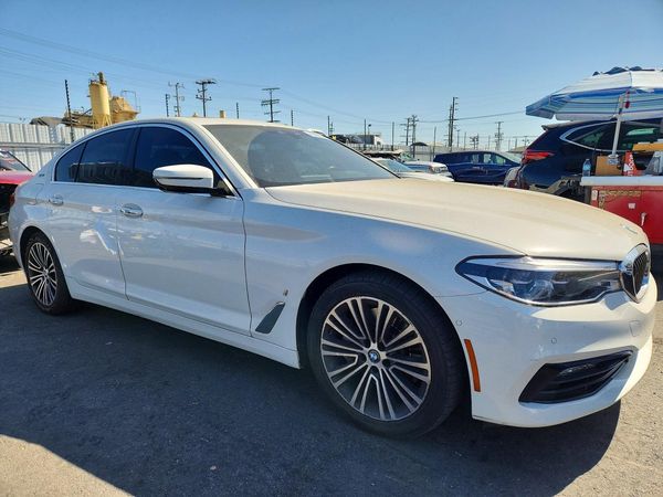 2018 BMW 530E