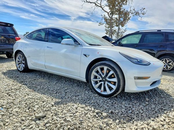 2017 TESLA MODEL 3
