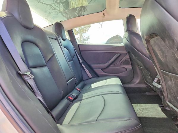 2017 TESLA MODEL 3
