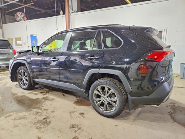 2022 TOYOTA RAV4 Limited