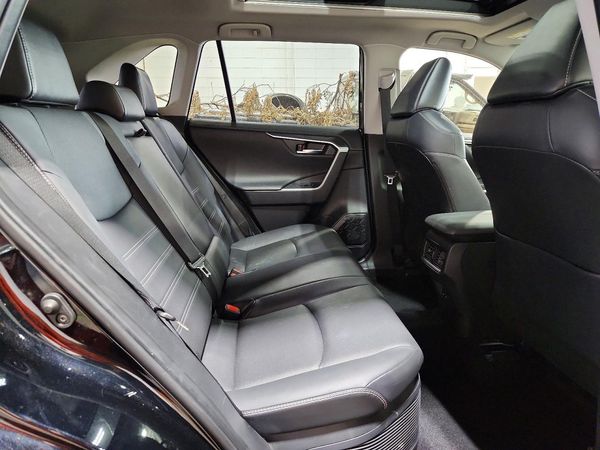 2022 TOYOTA RAV4 Limited
