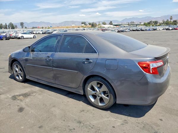 2013 TOYOTA CAMRY