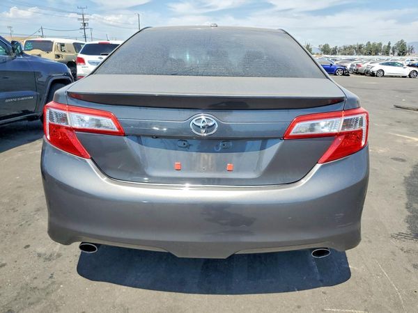 2013 TOYOTA CAMRY