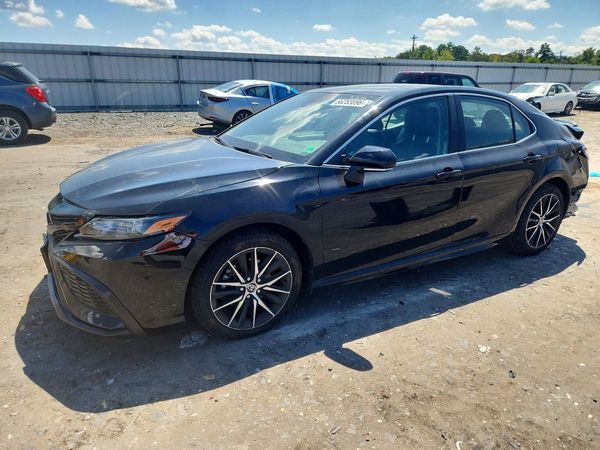 2024 TOYOTA CAMRY