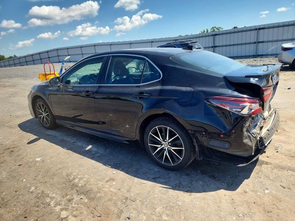 2024 TOYOTA CAMRY