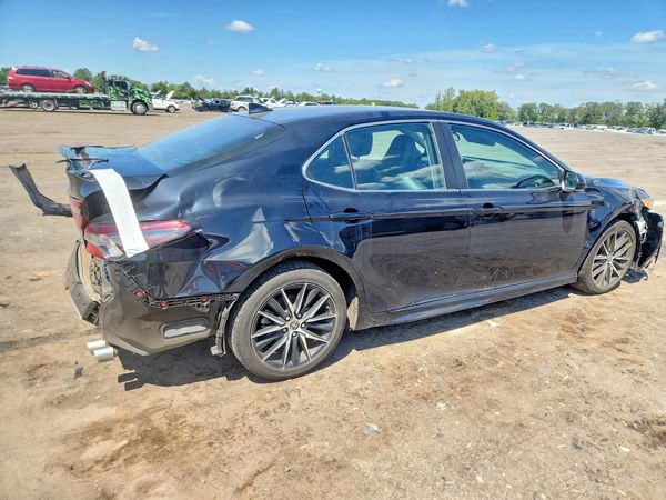 2024 TOYOTA CAMRY