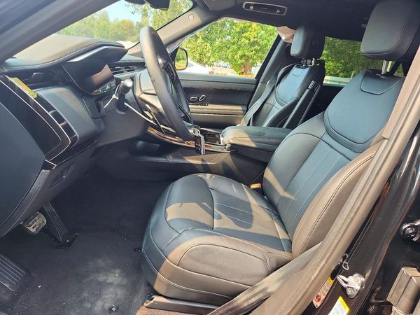2025 LAND ROVER RANGE ROVER SPORT P360 S