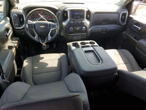 2021 CHEVROLET SILVERADO LT
