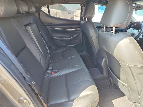 2024 MAZDA 3 Preferred Package