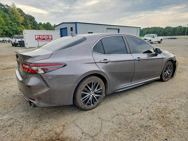 2022 TOYOTA CAMRY