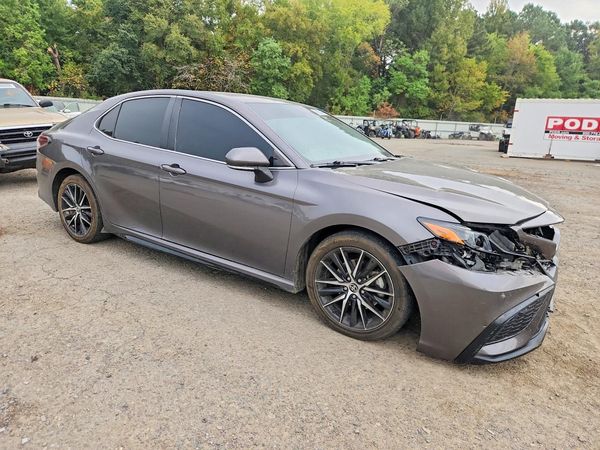 2022 TOYOTA CAMRY