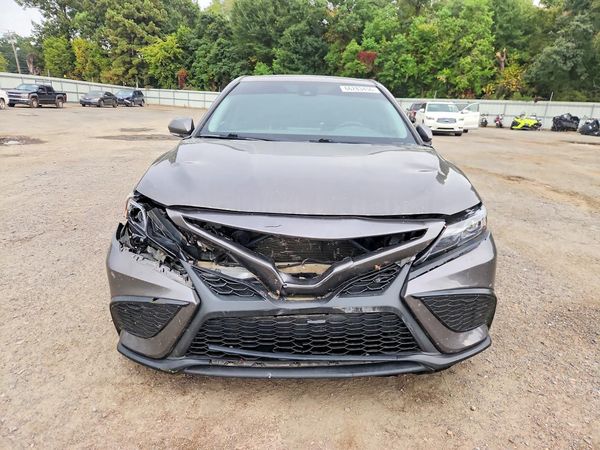 2022 TOYOTA CAMRY