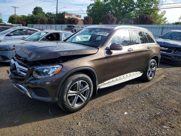 2017 MERCEDES-BENZ GLC GLC300 Base-4M