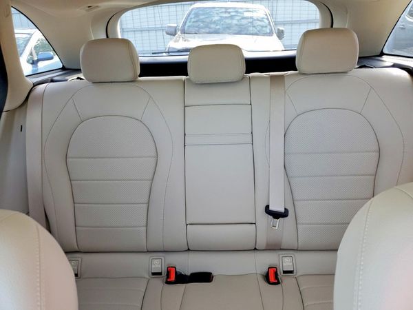 2017 MERCEDES-BENZ GLC GLC300 Base-4M