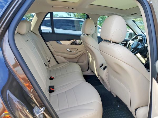 2017 MERCEDES-BENZ GLC GLC300 Base-4M