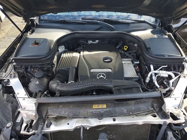2017 MERCEDES-BENZ GLC GLC300 Base-4M