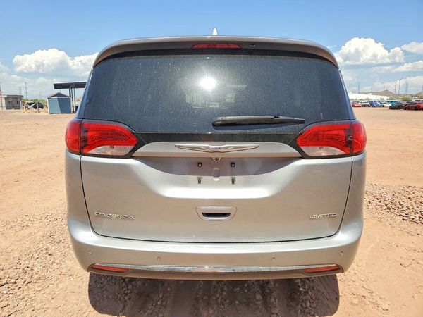2017 CHRYSLER PACIFICA