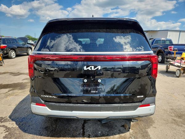 2025 KIA CARNIVAL