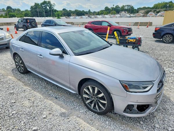 2021 AUDI A4 quattro Premium