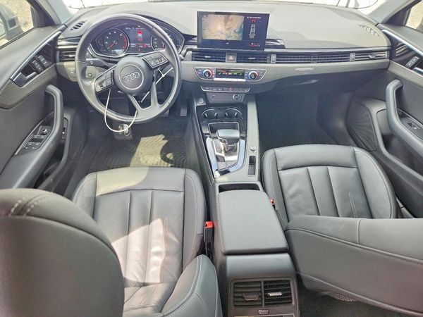 2021 AUDI A4 quattro Premium