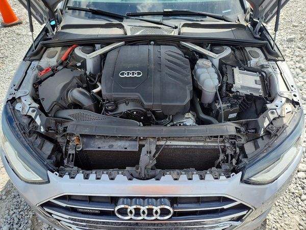 2021 AUDI A4 quattro Premium