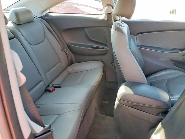 2014 HYUNDAI ELANTRA GLS(STD, Tech)