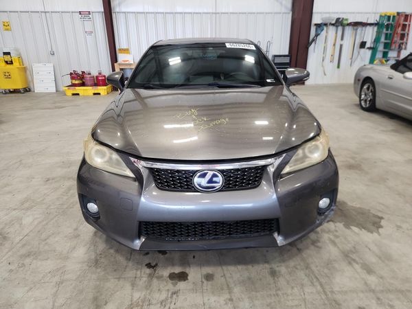 2013 LEXUS CT 200h