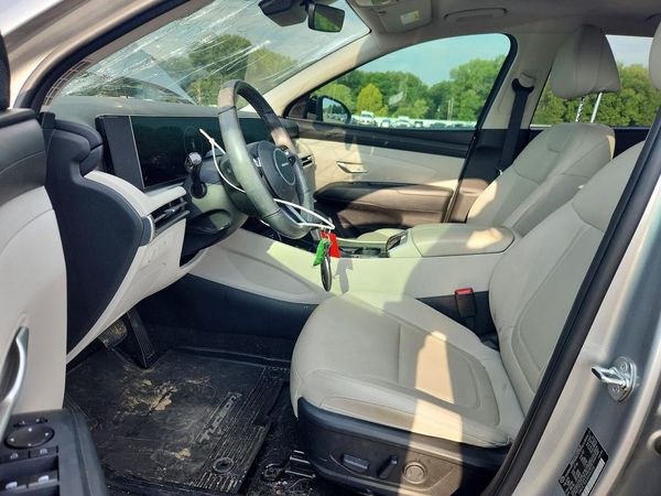 2025 HYUNDAI TUCSON
