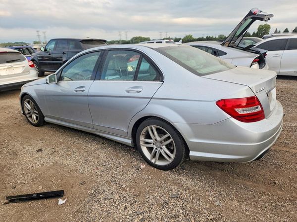 2012 MERCEDES-BENZ C