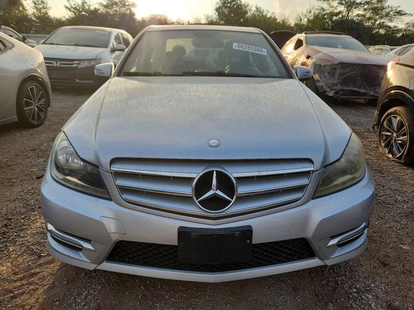 2012 MERCEDES-BENZ C