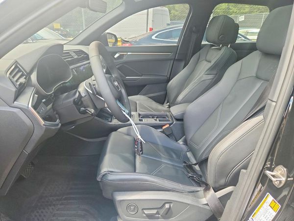 2024 AUDI Q3