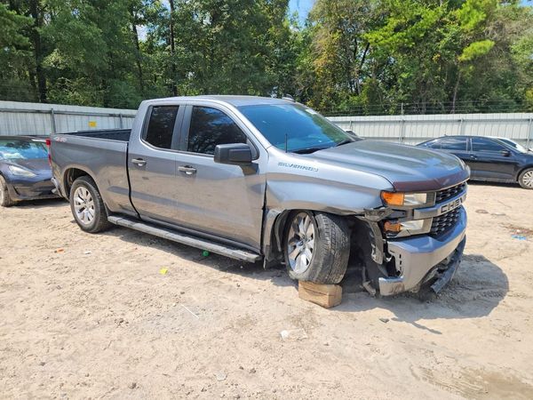 2020 CHEVROLET SILVERADO Custom — Passenger 3/4