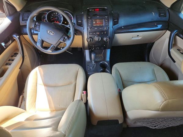 2013 KIA SORENTO Base / LX